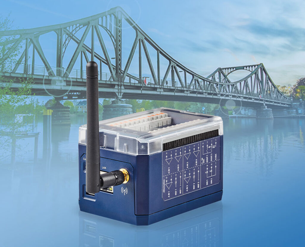 Integration of fieldbus signals into the measurement data acquisition
