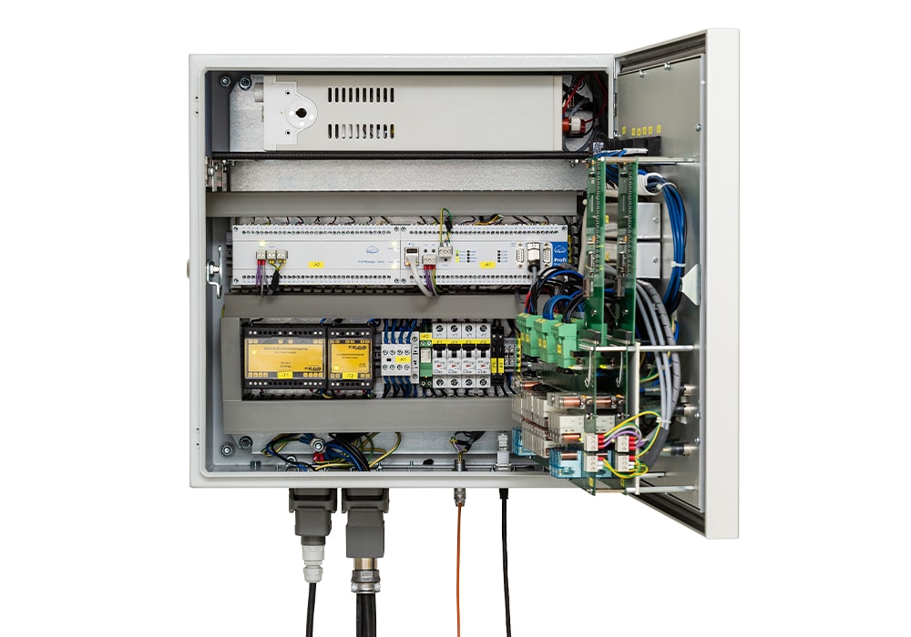 With the luminaire testing device, fully automated the functions of electrical and heat testing according to EN 60598-1.